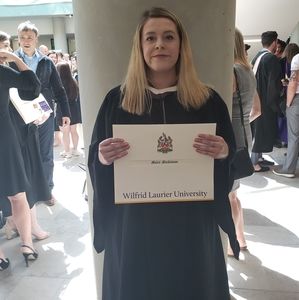 Meet your Posher, Dawna